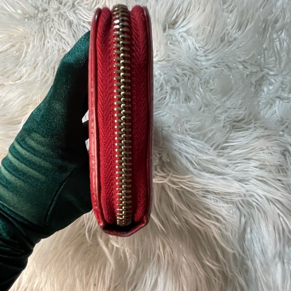 Microguccissima Heart Zip Around Wallet Red - Picture 12 of 13